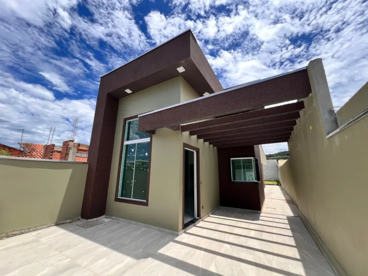 Casa espaçosa em Caraguatatuba selecionada por Jonas Siqueira